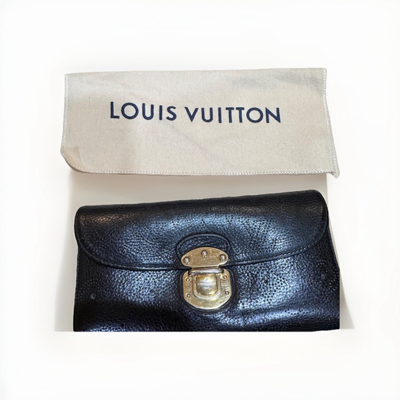 Louis Vuitton Mahina Portefeuille Amelia Wallet with Dust Bag - Picture 2 of 16